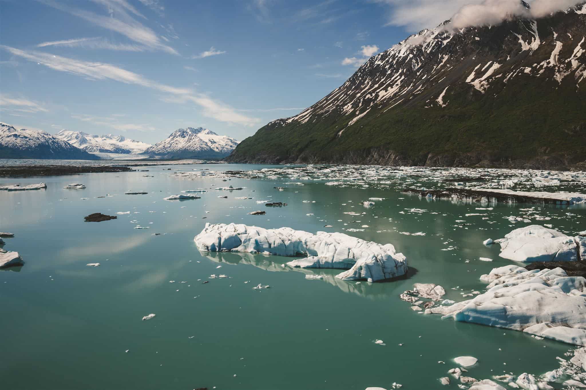 the toe or terminus of the knik glacier with icebergs in it