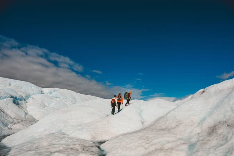 Glacier Trekking vs. Glacier Landing Flights: Which helicopter glacier adventure Fits You Best?